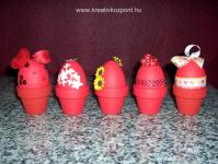 Húsvéti pályázat - Piros húsvéti tojások, kis cserepekben