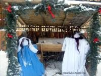 Karácsonyi pályázat - Karácsonyi pályázat - Betlehemes házikó