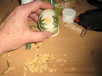 Húsvéti pályázat - Csuhéval díszített tojász - Készülőben